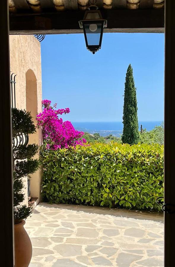 Les Hauts De La Riviera Cabris Luaran gambar